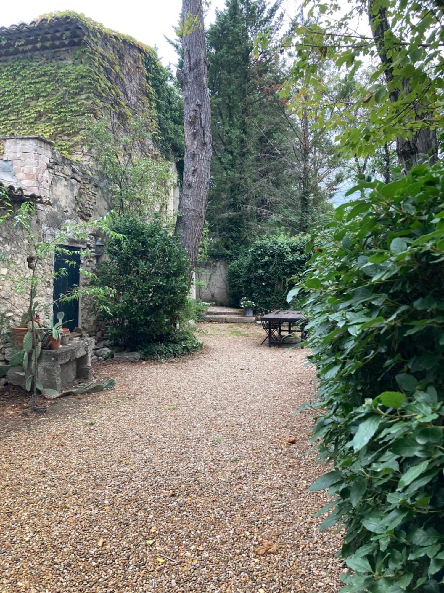 Campagne Baudeloup LʼIsle-sur-la-Sorgue